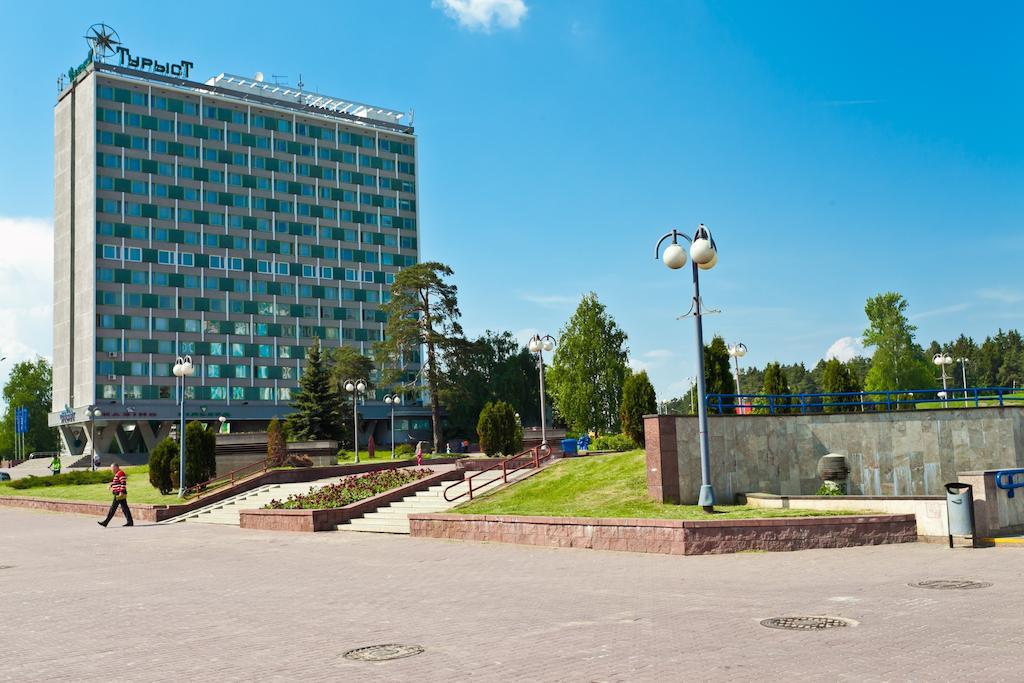Tourist Hotel Minsk Buitenkant foto